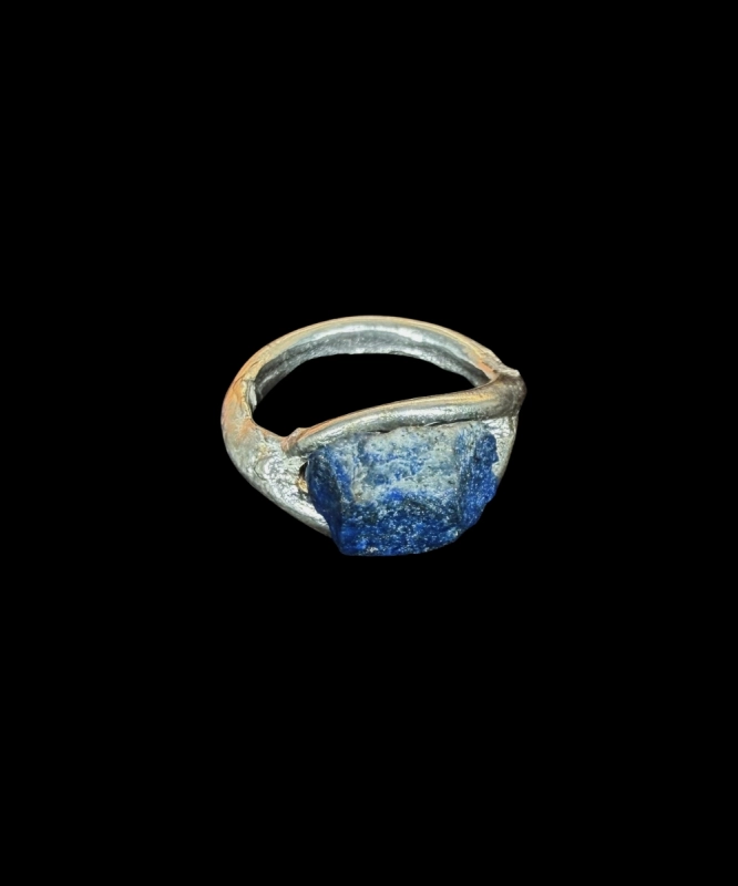 Pierścień Lapis Lazuli 0.jpg