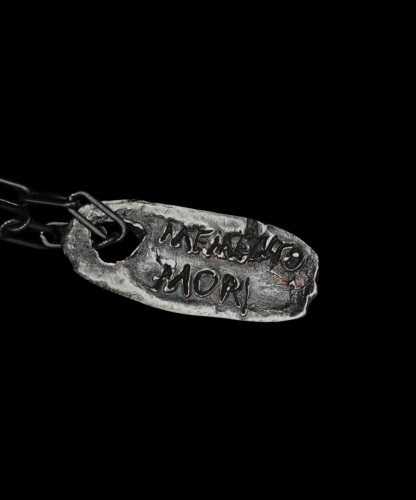 Nieśmiertelnik Memento Mori 0.jpg