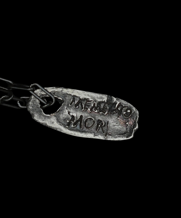 Nieśmiertelnik Memento Mori 0.jpg