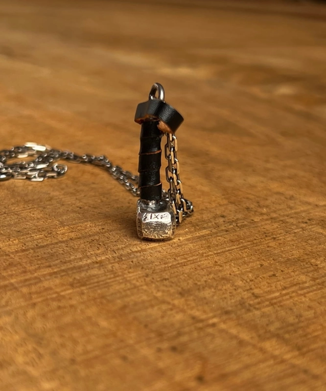 Mjolnir v4 5.jpg